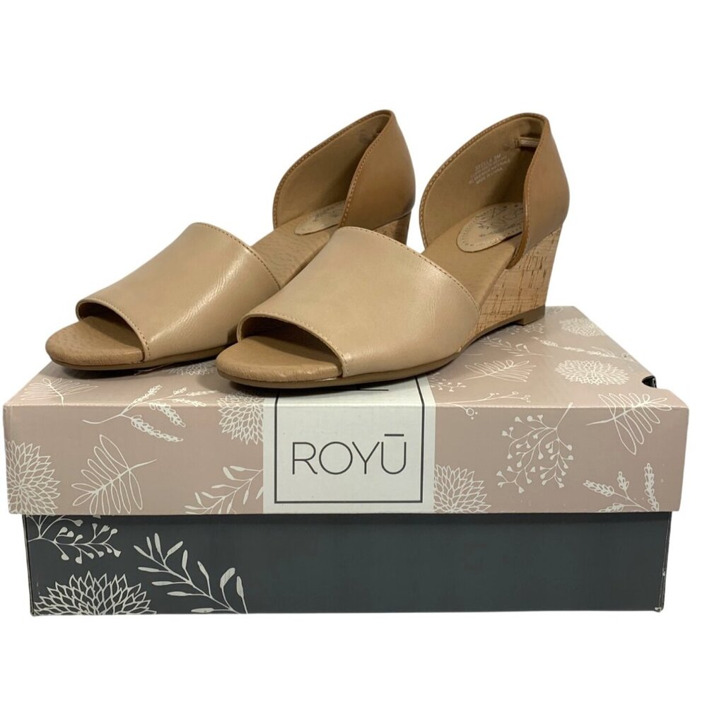 NIB $65 ROYU Stella Shell Wedge Sandal 8M Cork Heel Open-Toe Beige Dress Shoes
